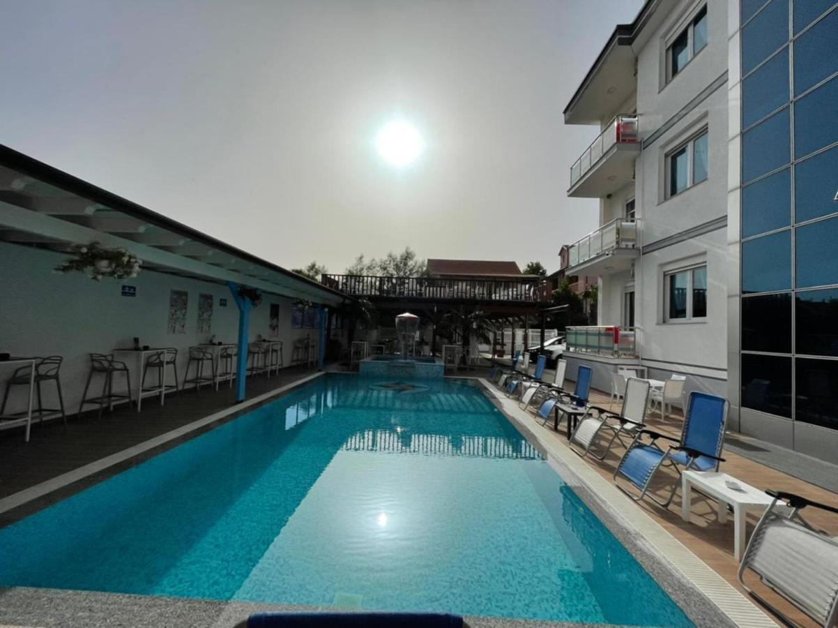 Brian Hotel Велипойе Экстерьер фото