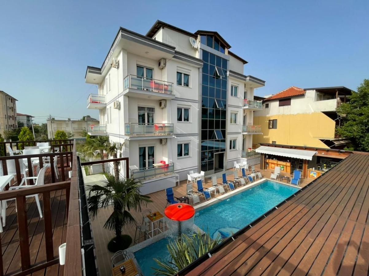 Brian Hotel Велипойе Экстерьер фото