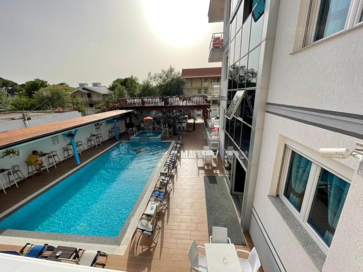 Brian Hotel Велипойе Экстерьер фото