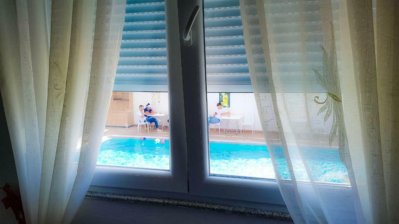 Brian Hotel Велипойе Экстерьер фото